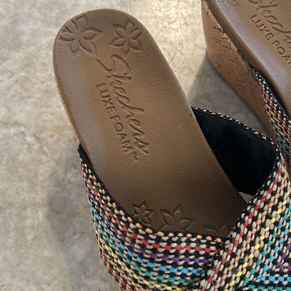 Sketchers Cork Wedge Slides Size 9 - Picture 5 of 12
